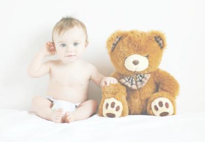 Baby Gift Ideas: 100 Great Gifts for Babies Under One!