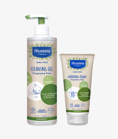  Mustela Bebe On-The-Go Travel Set - Baby Skin Care & Bath Time  Gift Set - Natural & Plant-Based - 3 Items Set - Packaging may vary : Baby