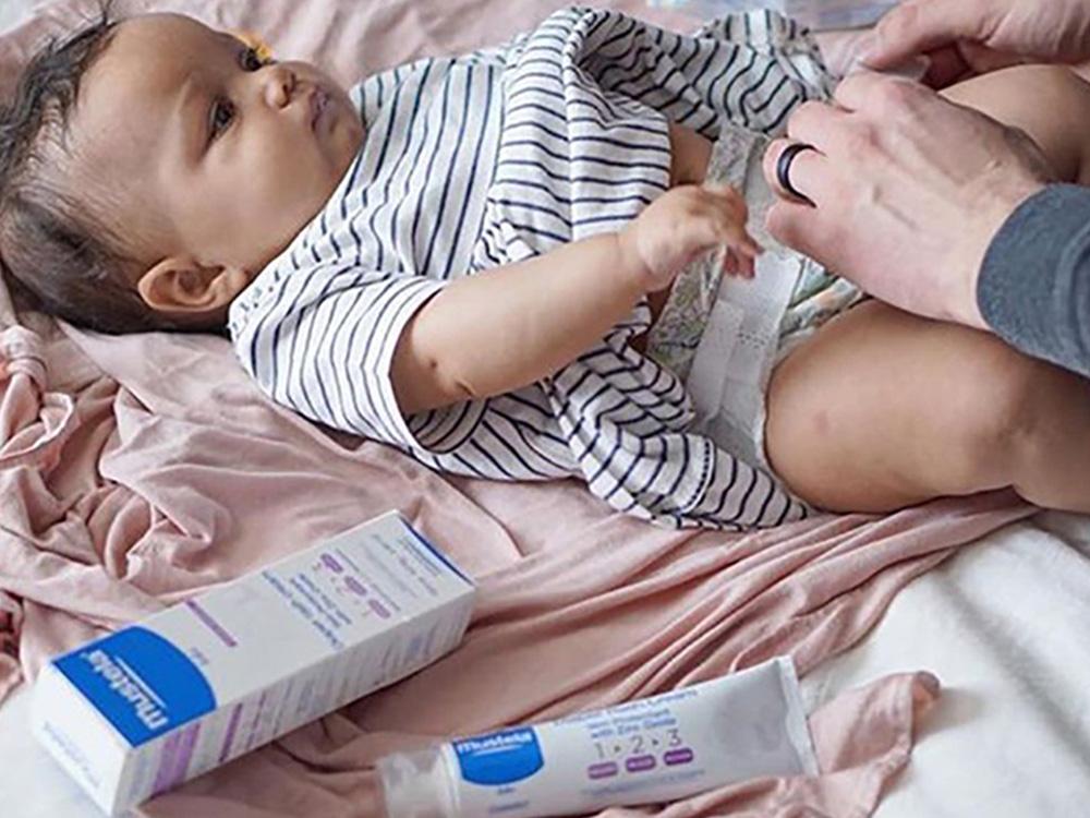  Mustela Baby Diaper Rash Cream 123 – Protector de piel con  óxido de zinc – Sin fragancia y sin parabenos – con 98% ingredientes  naturales – 3.8 onzas (paquete de 3) : Bebés